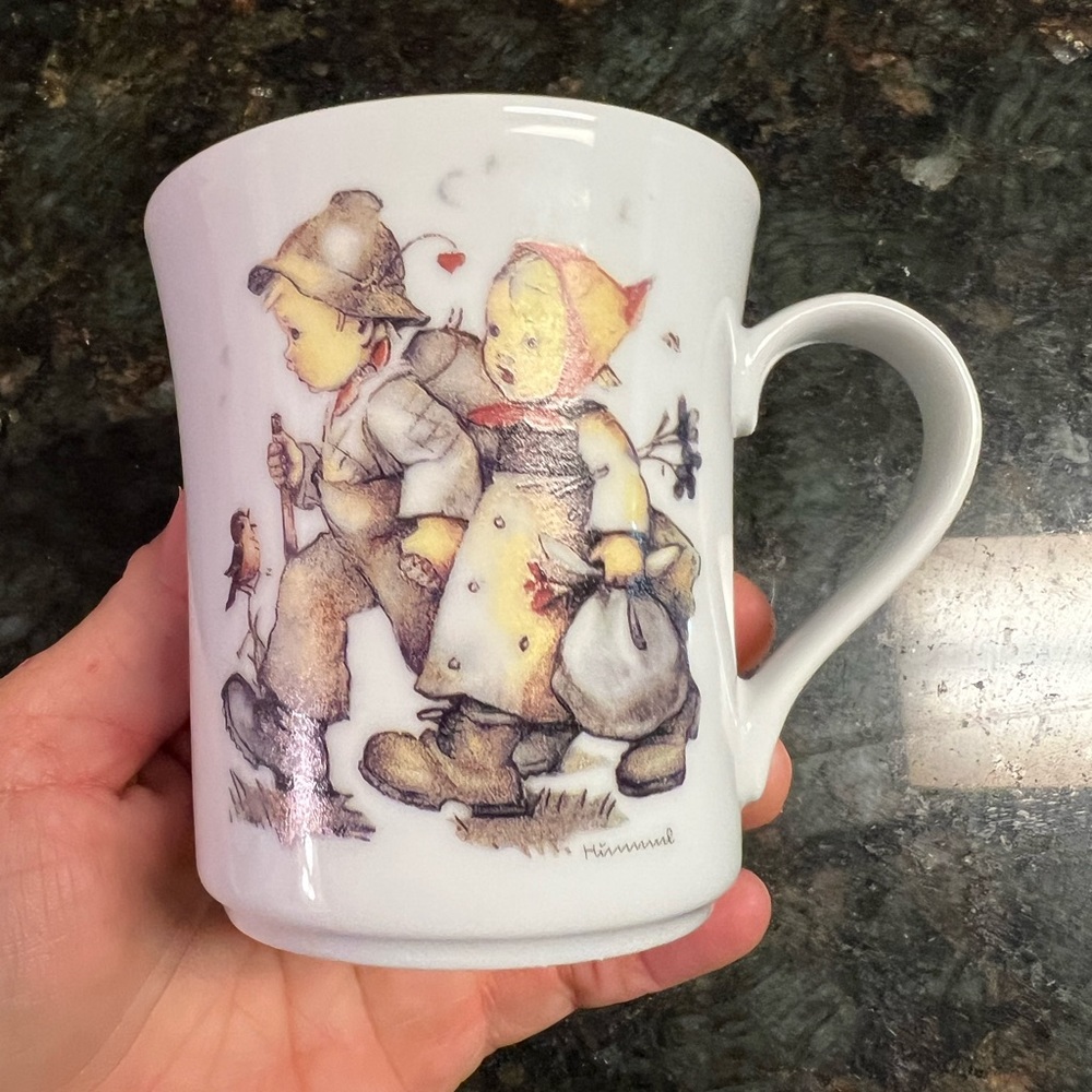 Hummel vintage Hansel and Gretel coffee mug in perfect condition.